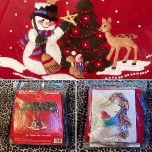 1992 Bucilla 34” Tree Skirt kit